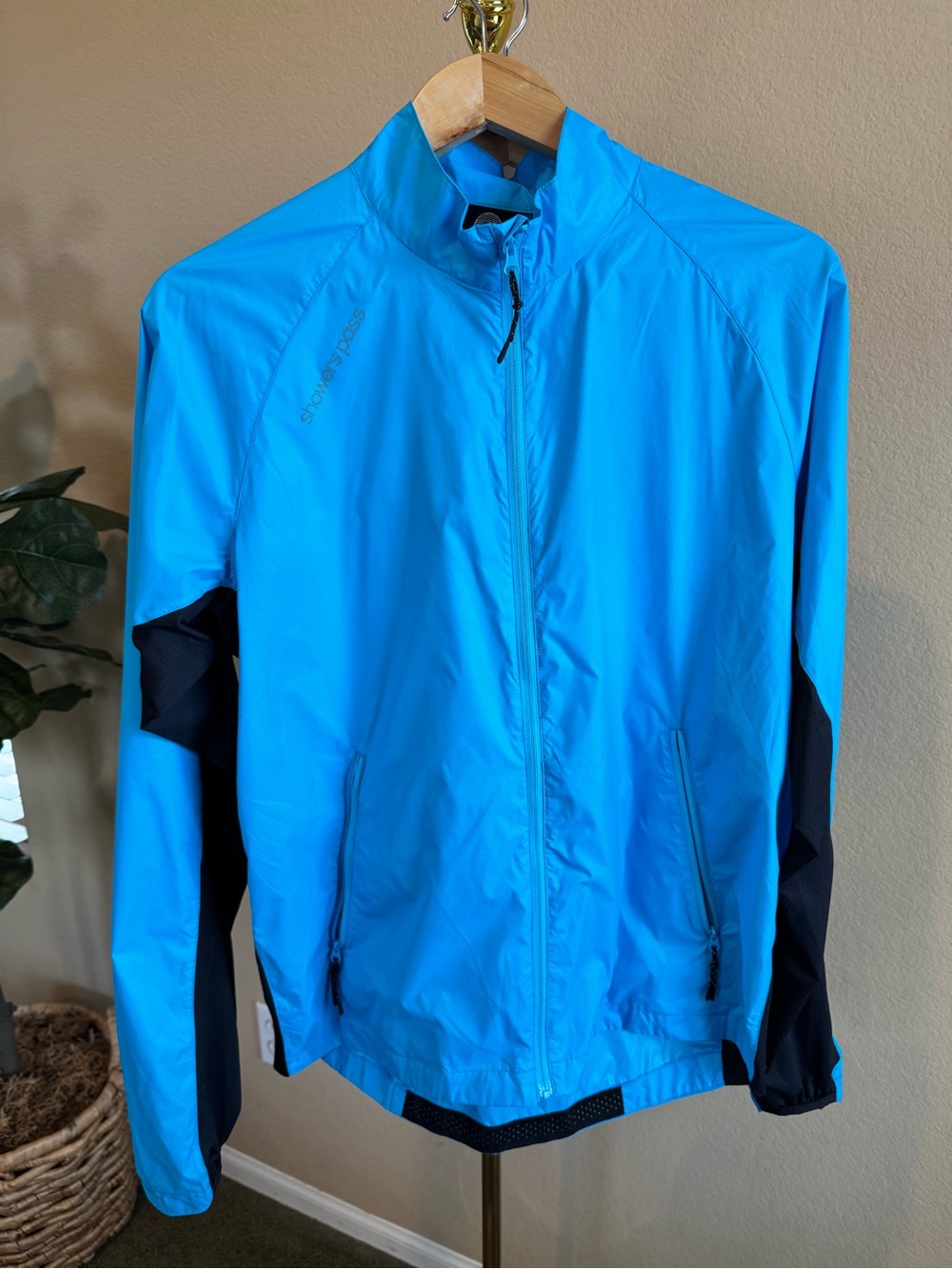 Showers Pass UltraLight Wind Cycling Jacket Men’s L Sky Blue Full Zip Pockets